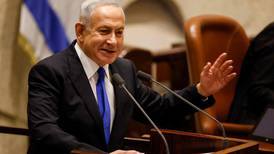 Corte suprema de Israel ordena a Benjamin Netanyahu cesar al ministro del Interior