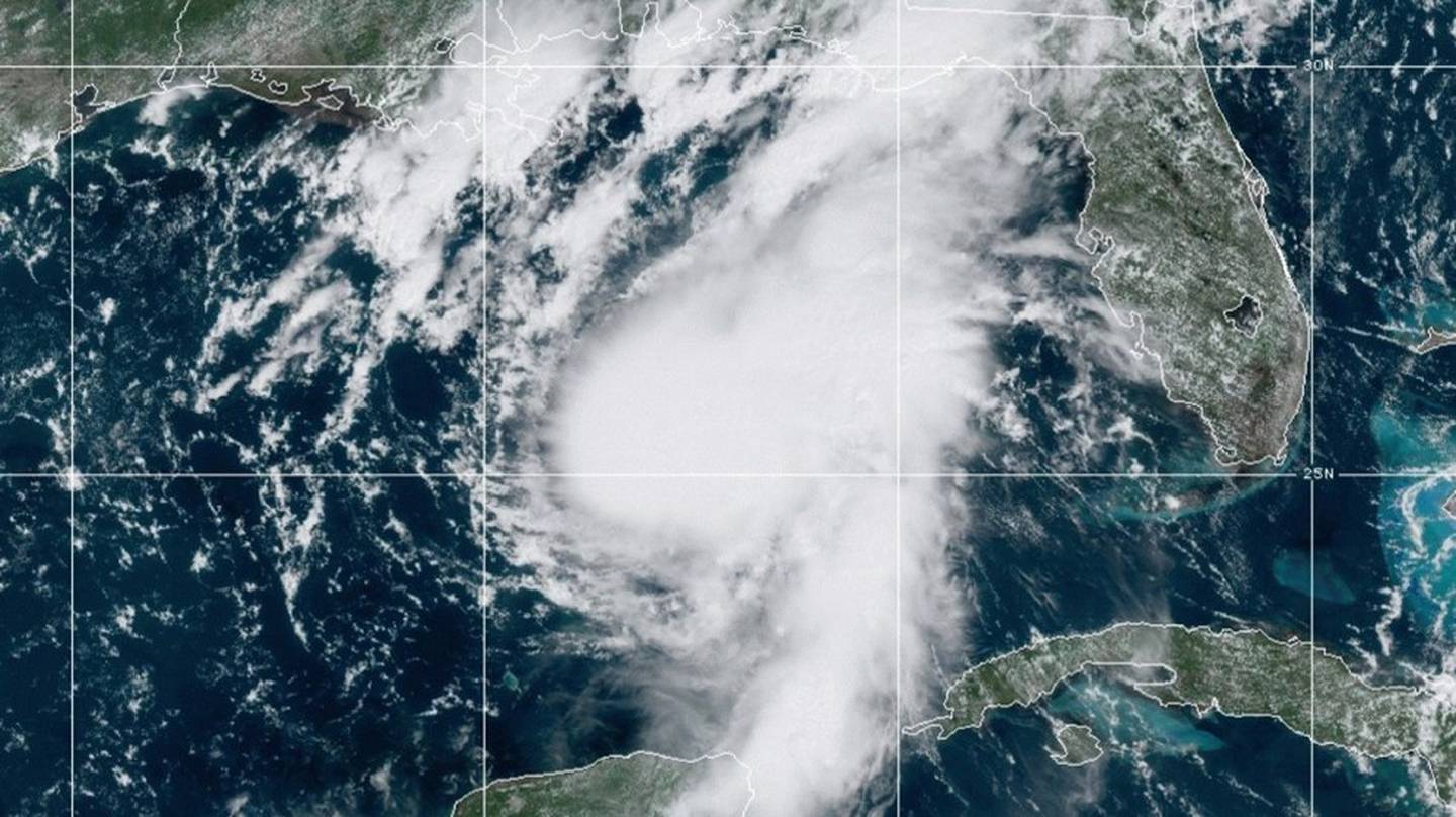 El 23 de agosto la tormeta tropical Marco, que se formó en el Caribe, adquirió la categoría de huracán y afectó México y Estados Unidos. Imagen: El Tiempo.