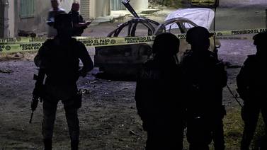 Explosión de coche bomba hiere a agentes de seguridad en México