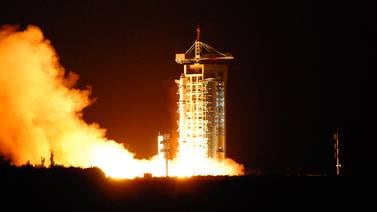 China lanza el primer satélite mundial para el intercambio de información encriptada 