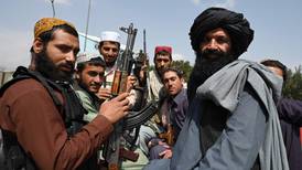 Incertidumbre reina en Afganistán con los talibanes al mando