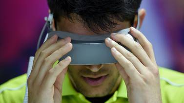 LG renueva teléfono G5 y entra en la realidad virtual