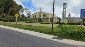 Matan de puñalada a joven frente a iglesia católica de Llano Grande, Cartago