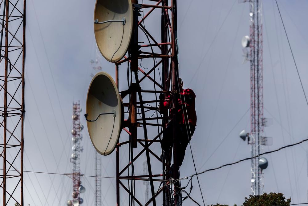 Sutel se sacude de responsabilidad por eventual apagón de frecuencias de radio y televisión