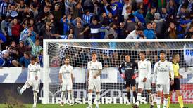 El Real Madrid cae in extremis ante el Alavés con un error del portero Thibaut Courtois