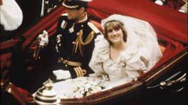 Vestido de novia de la princesa Diana desata una batalla judicial 40 años después de la boda