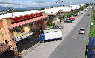 Grupo Corporativo Saret oficinas ubicadas a un costado del peaje de la General Cañas, en Alajuela.