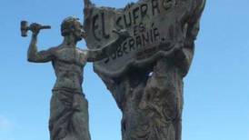 ‘Monumento a la defensa del sufragio’ fue vandalizado y parcialmente destruido