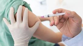 Salud privada ofrece sumarse a la vacunación con importaciones propias o aplicación de dosis   