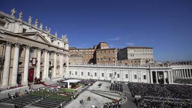 Vaticano defiende secreto de confesión pese a escándalos