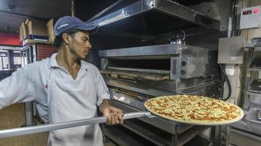 Pequeños negocios agitan la competencia entre pizzerías