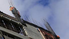 Costos de construcción de edificios y viviendas sociales cumplen 14 meses de ascenso
