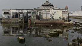 Yakarta, futura ‘antigua’ capital de Indonesia, se hunde bajo las aguas