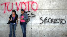 Chavismo y oposición cierran campaña en Venezuela