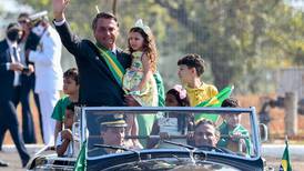 Bolsonaro redobla ataques contra las instituciones de Brasil en una protesta multitudinaria