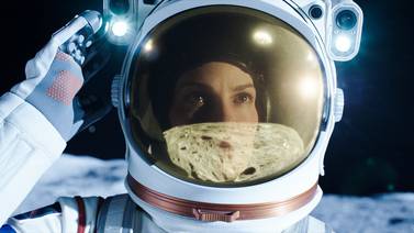 Hilary Swank llega a Netflix con la misión de conquistar Marte