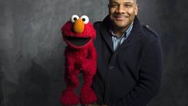 Voz de Elmo renuncia tras escándalo sexual