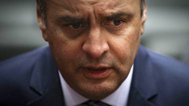Líder opositor pide referendo para cambio de   régimen   en Brasil
