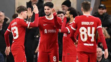 Liverpool elimina sin piedad al Sparta Praga con global de escándalo en la Europa League