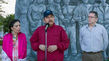 Daniel Ortega regula premios otorgados a nicaragüenses desde el extranjero