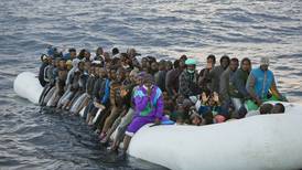 Vuelve la tragedia al Mediterráneo: rescatan a un millar de migrantes frente a Libia 