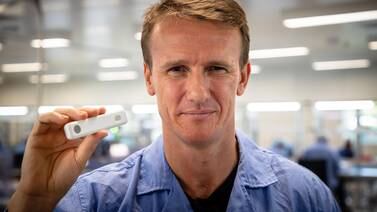 Médico australiano produce prueba para detectar covid-19