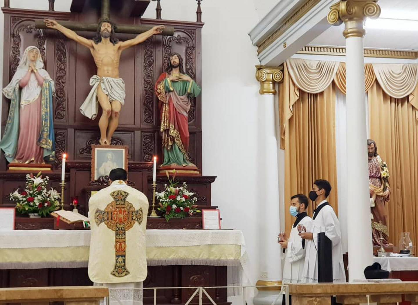 Padre Sixto Varela, cura párroco de la parroquia Patriarca San José, en el barrio San José de Alajuela, quien fue suspendido seis meses el viernes 20 de agosto del 2021