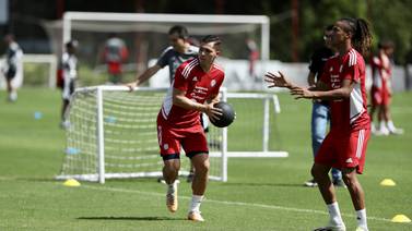 Carlos Mora le apuesta a la vitrina de la Selección de Costa Rica en su sueño de ser legionario  