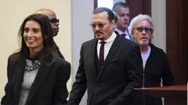 Johnny Depp tendría una nueva relación: la abogada que le defendió en uno de sus juicios
