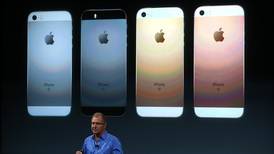 Apple sorprende  a industria con   aparatos más compactos