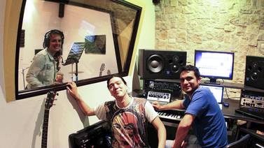 Sinergia entre la música electrónica y el ‘hip-hop’ costarricenses