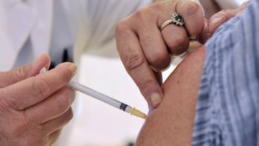 CCSS aprueba compra de 300.000 dosis contra la gripe