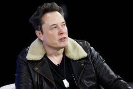 Inédita razón enfrenta a dos de los hombres más millonarios del mundo: Elon Musk y el dueño de Zara