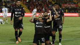 Carlos Mora impulsa a Alajuelense a semifinales del Torneo de Copa 
