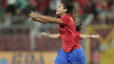 Futbolista Raquel Rodríguez llega a un club acostumbrado a llenar estadios 