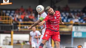 Presidente de Puntarenas FC analiza exigir anulación de expulsiones ante San Carlos