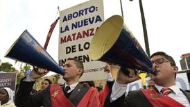 Grupos proaborto en Ecuador pugnarán por legalización en la Corte Constitucional
