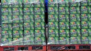 Heineken vende menos cerveza en el tercer trimestre y cae el beneficio neto