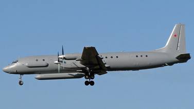 
Un avión ruso con 14 soldados a bordo desaparece de los radares en Siria 