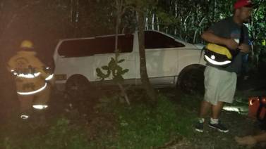 Choque entre tráiler y microbús deja cuatro personas fallecidas en La Cruz, Guanacaste
