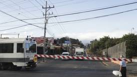 Cosevi inicia colocación de agujas en cruces de tren de Alajuela  y Heredia