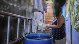 Mañanas con agua alivian   los barrios del sur josefino