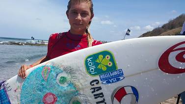 Lisbeth Vindas y Leilani McGonagle avanzaron a segunda ronda del Mundial de Surf
