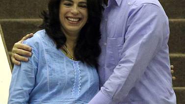 EE. UU.  facilitó inseminación para esposa de agente cubano  preso