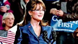 Julianne Moore encarna con realismo a Sarah Palin