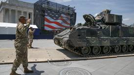 Trump prepara fiesta del 4 de julio con tanques y aviones de guerra