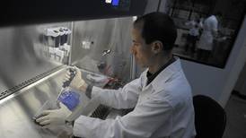 Laboratorio de UCR ayudará a elegir terapia contra el cáncer