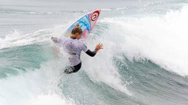Leilani McGonagle es la única carta de Costa Rica en el Mundial Junior de surf