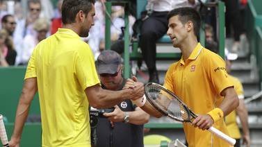 Novak Djokovic arrolla a Marin Cilic y avanza a semifinales en Montecarlo