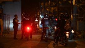 Policía de Ecuador decomisa 3.400 balas después de enfrentamiento entre presos